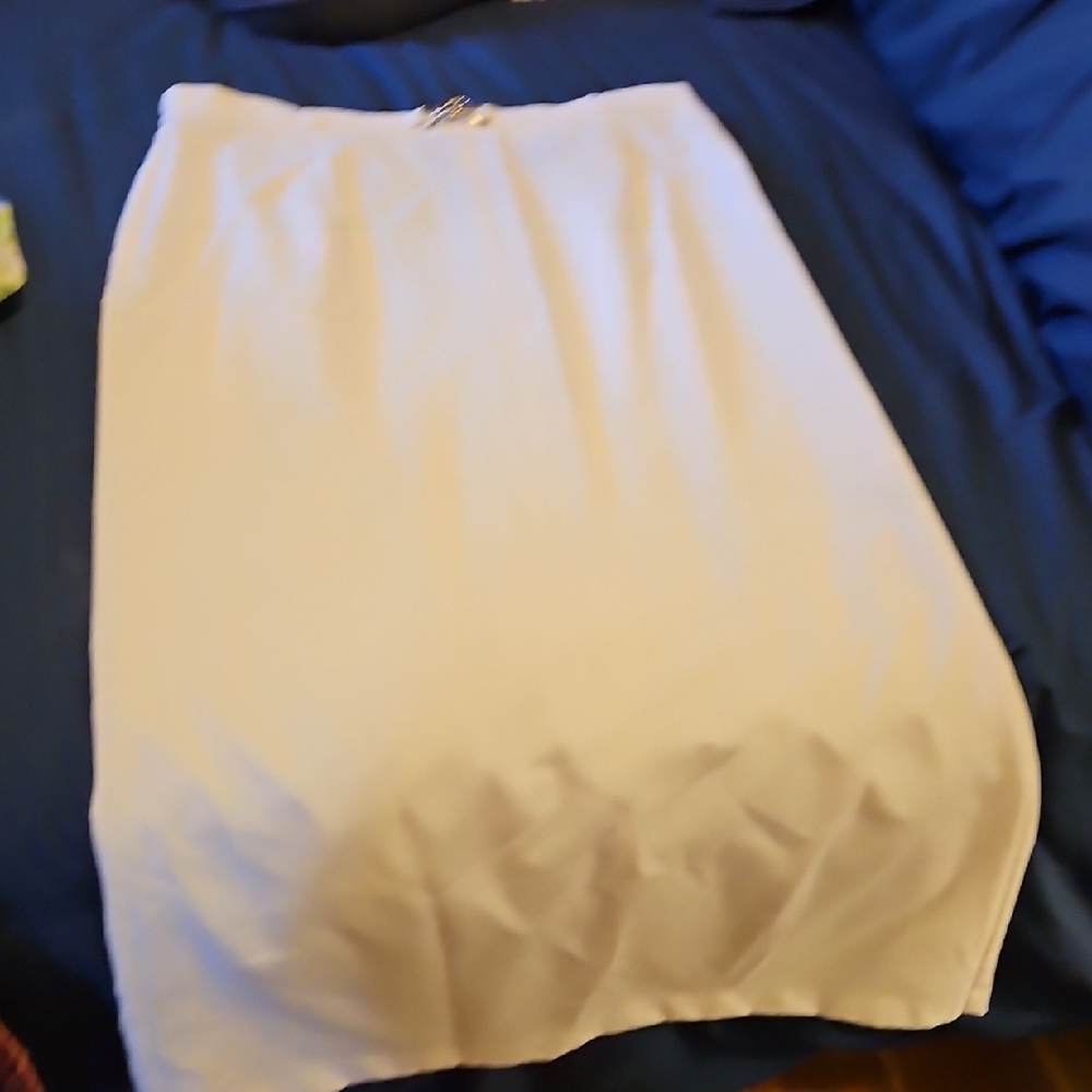 Elegant White Skirt